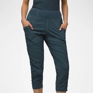 Prana Women’s Koen Grey Blue Ruched Activewear Capri Pants Size XS  by